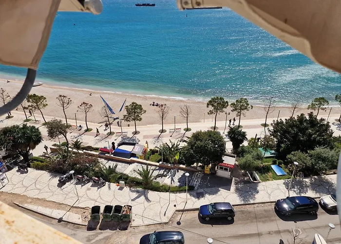 Beachfront Apartment *